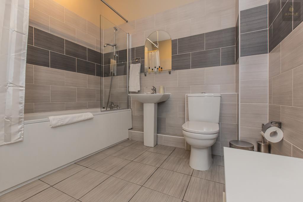 Excel Apartments Stratford London Exterior photo